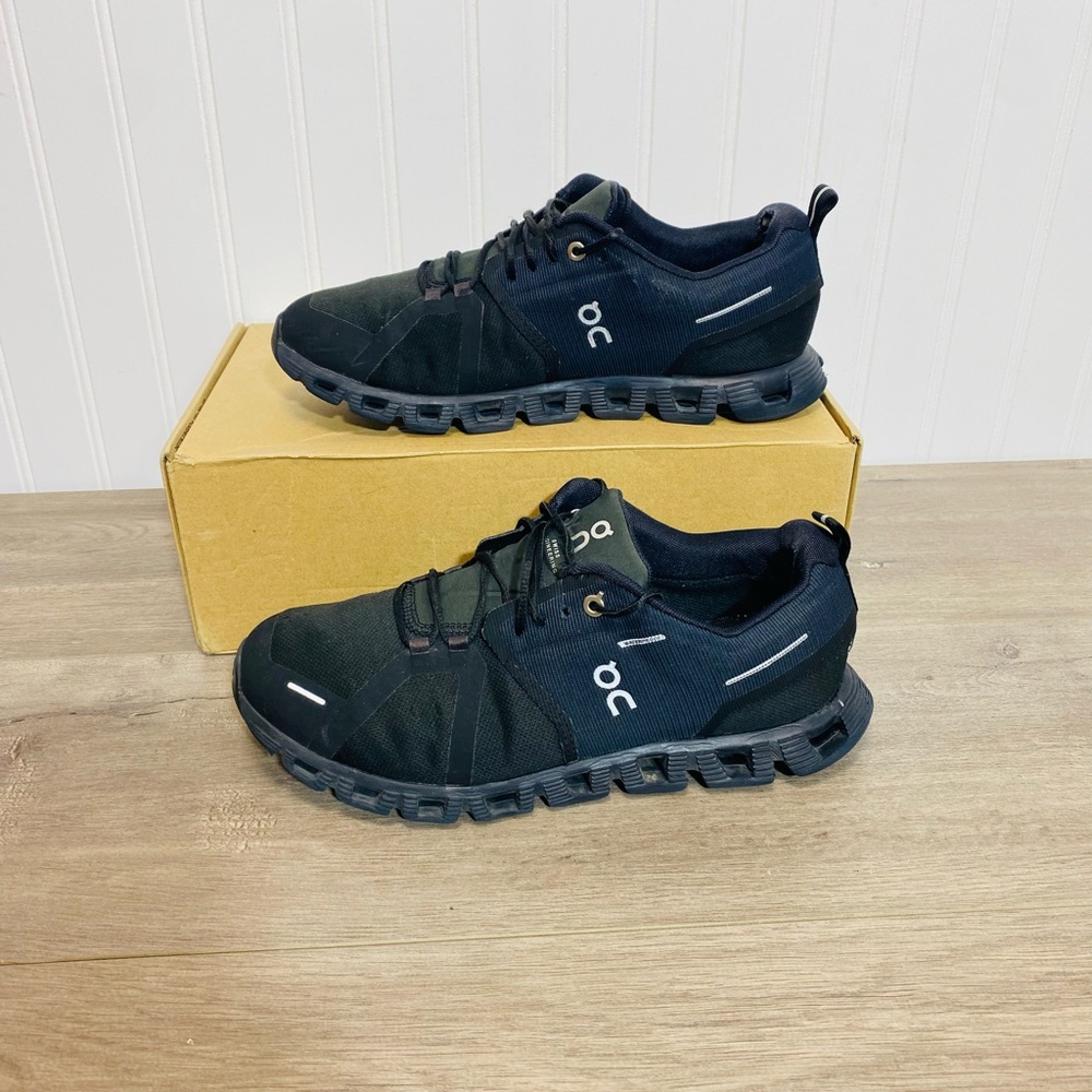 On Running Black Athletic Shoes